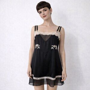 HELEN SANCHEZ VINTAGE SLIP